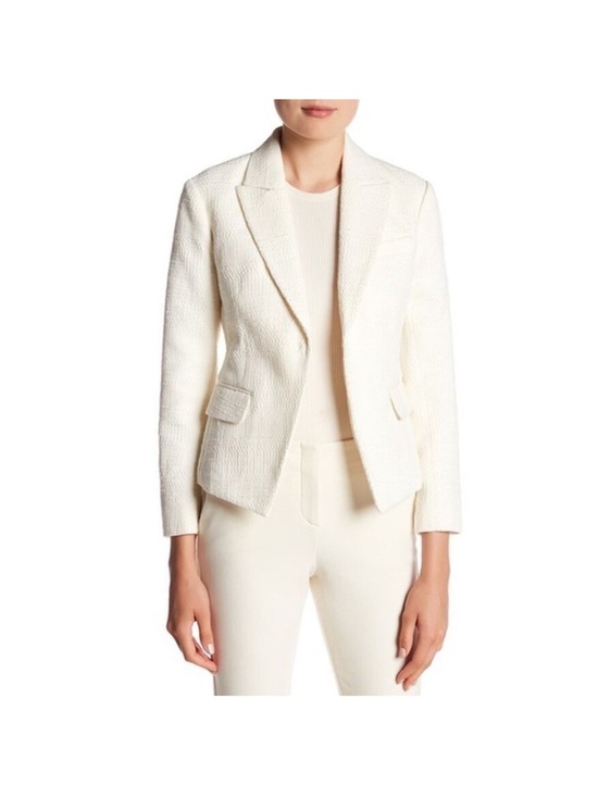 Theory Jackets & Blazers - Theory Cotton Textured Brince
Newdale Bonded Warm Ivory
Blazer Size 00